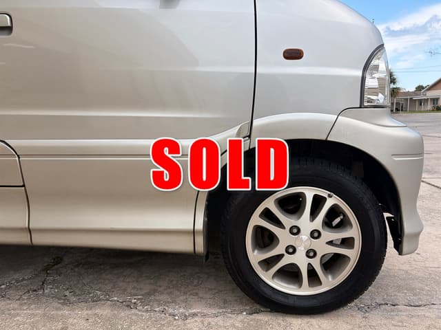 2001 Daihatsu Atrai JDM car for sale — photo 10 of 21