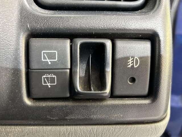 2000 Suzuki Jimny JDM car for sale — photo 21 of 25
