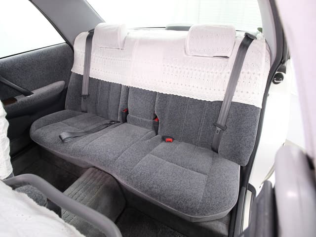1997 Toyota Crown JDM car for sale — photo 18 of 25