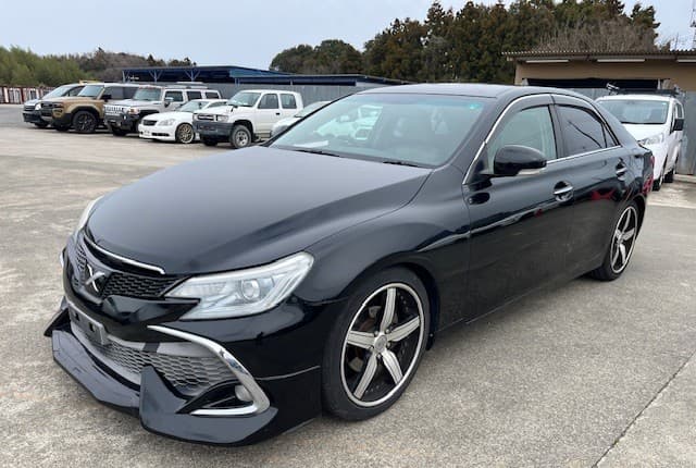 2010 Toyota Mark X JDM car for sale — photo 3 of 25