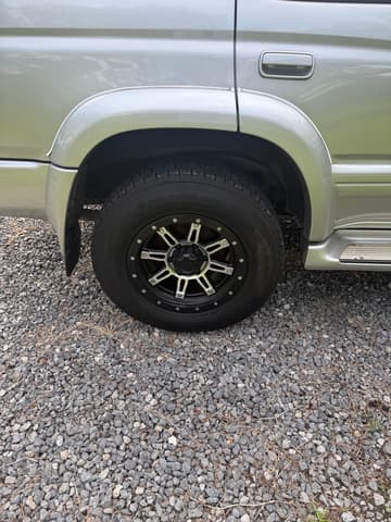 1998 Toyota Hilux Surf JDM car for sale — photo 9 of 25