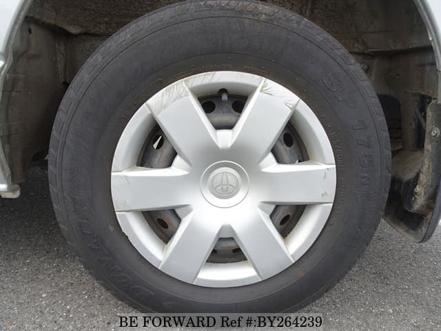2005 Toyota HiAce JDM car for sale — photo 10 of 25