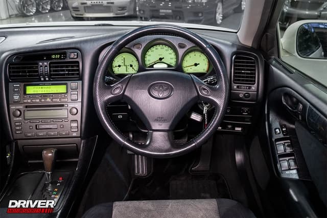 1998 Toyota Aristo JDM car for sale — photo 3 of 25