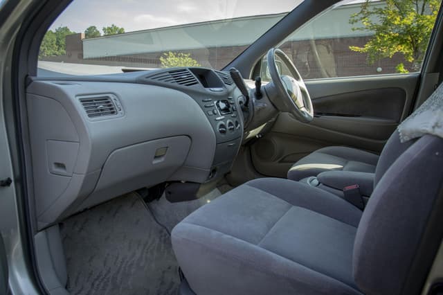 2001 Toyota Prius JDM car for sale — photo 10 of 18