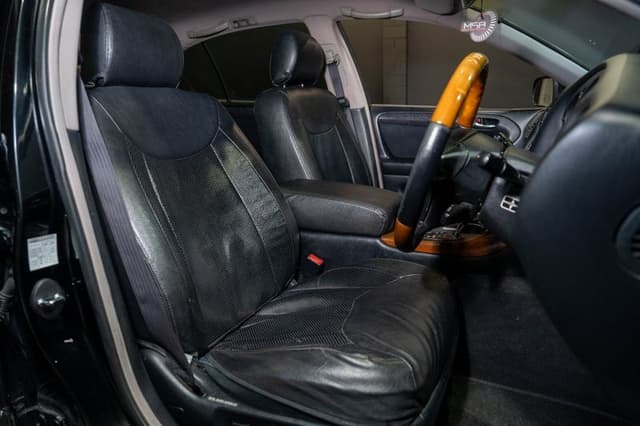 1998 Toyota Aristo JDM car for sale — photo 9 of 10