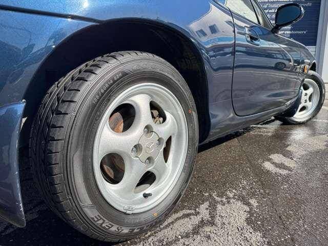 1998 Mazda Roadster (Eunos Roadster / MX-5) JDM car for sale — photo 9 of 20