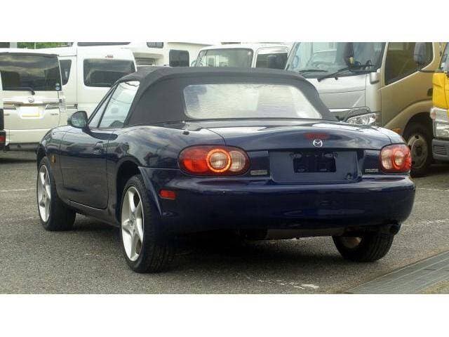 2001 Mazda Roadster (Eunos Roadster / MX-5) JDM car for sale — photo 14 of 19