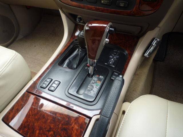 1999 Toyota Land Cruiser JDM car for sale — photo 13 of 16