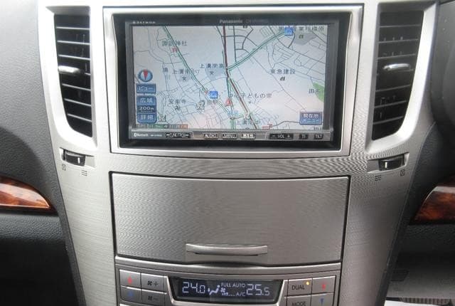 2010 Subaru Legacy JDM car for sale — photo 9 of 25