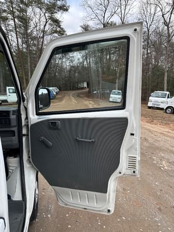 2000 Mitsubishi Minicab JDM car for sale — photo 16 of 25