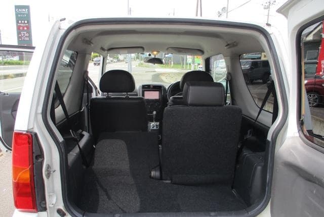 2010 Suzuki Jimny JDM car for sale — photo 9 of 25