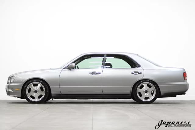 1998 Nissan Cedric JDM car for sale — photo 4 of 25