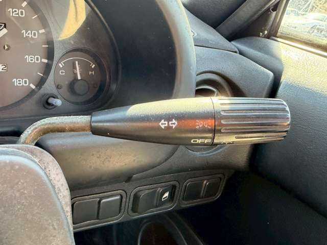 1997 Mazda Roadster (Eunos Roadster / MX-5) JDM car for sale — photo 17 of 20
