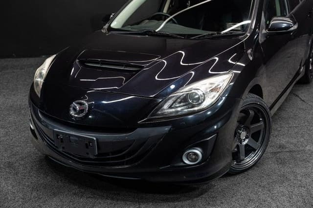 2012 Mazda Axela JDM car for sale — photo 2 of 12