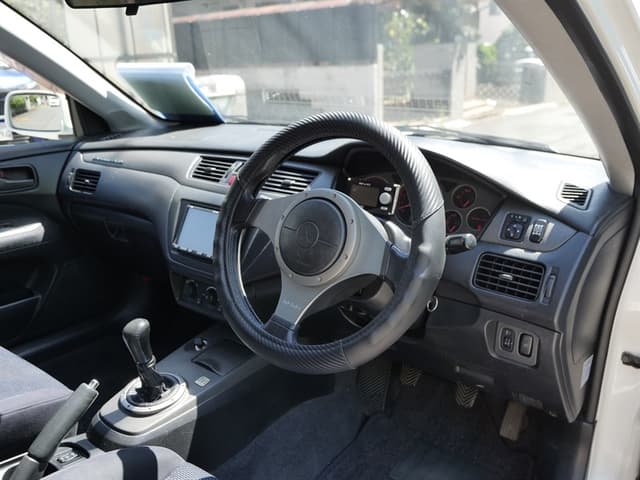 2001 Mitsubishi Lancer Evolution JDM car for sale — photo 22 of 25