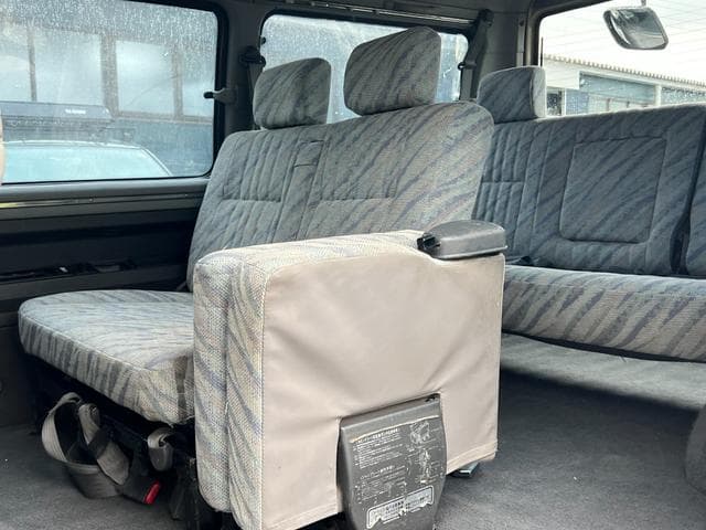 1996 Mitsubishi Delica JDM car for sale — photo 13 of 25