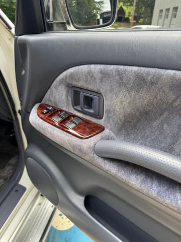 1999 Toyota Land Cruiser Prado JDM car for sale — photo 11 of 25