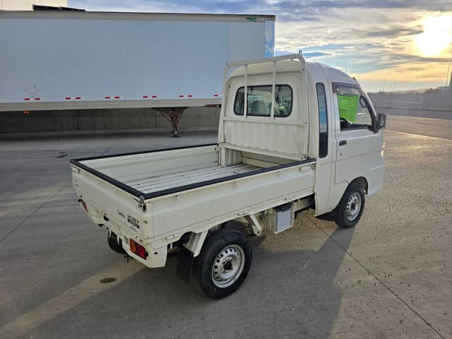 2009 Daihatsu Hijet JDM car for sale — photo 3 of 15