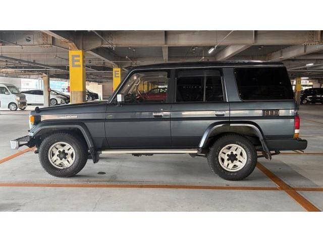 1995 Toyota Land Cruiser JDM car for sale — photo 3 of 20