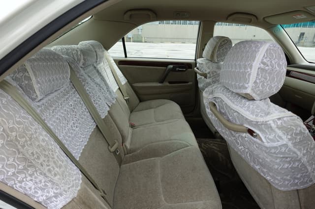 2000 Toyota Crown JDM car for sale — photo 14 of 18