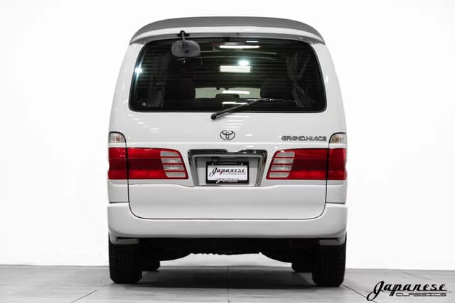 1999 Toyota Grand Hiace JDM car for sale — photo 7 of 25