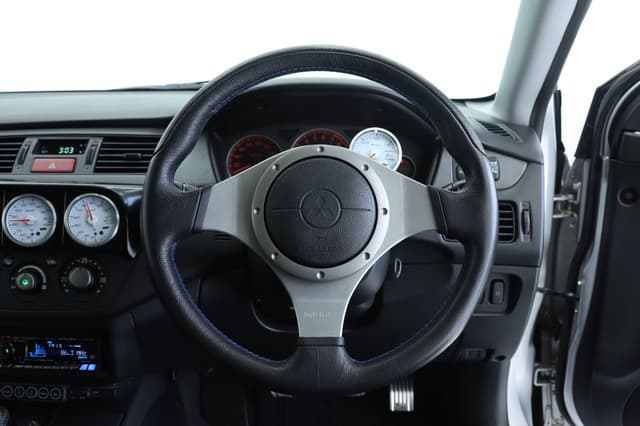 2001 Mitsubishi Lancer JDM car for sale — photo 23 of 25