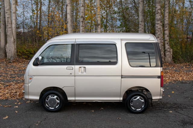 1997 Daihatsu Atrai JDM car for sale — photo 4 of 25