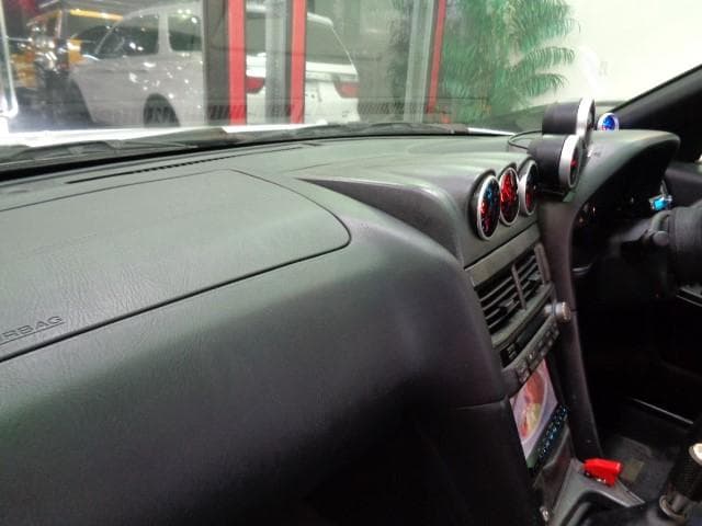 1998 Nissan Skyline JDM car for sale — photo 12 of 21