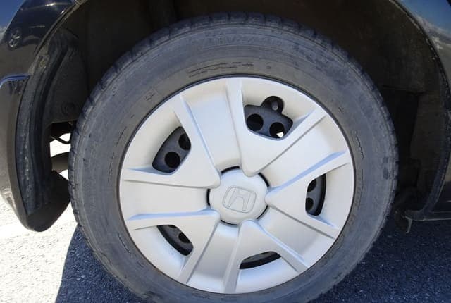 2010 Honda Fit JDM car for sale — photo 11 of 25