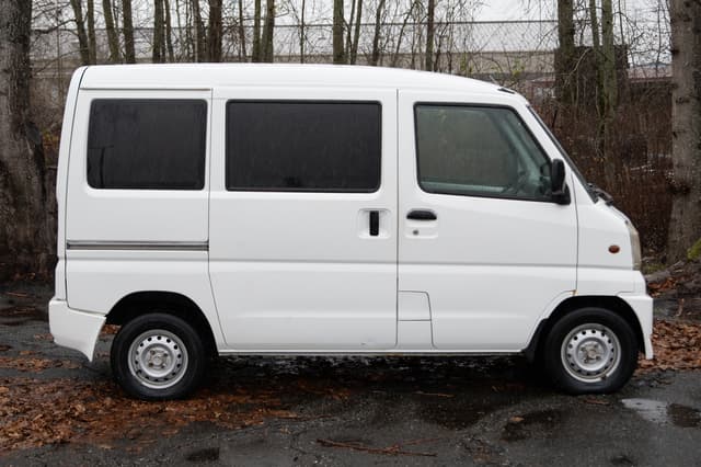 2000 Mitsubishi Minicab JDM car for sale — photo 8 of 15