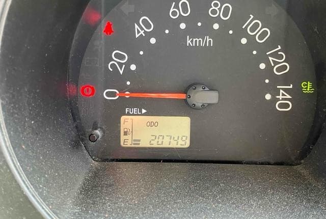 2010 Daihatsu Hijet JDM car for sale — photo 20 of 24