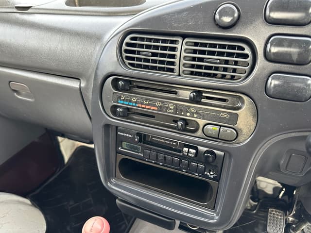 1995 Daihatsu Hijet JDM car for sale — photo 18 of 20