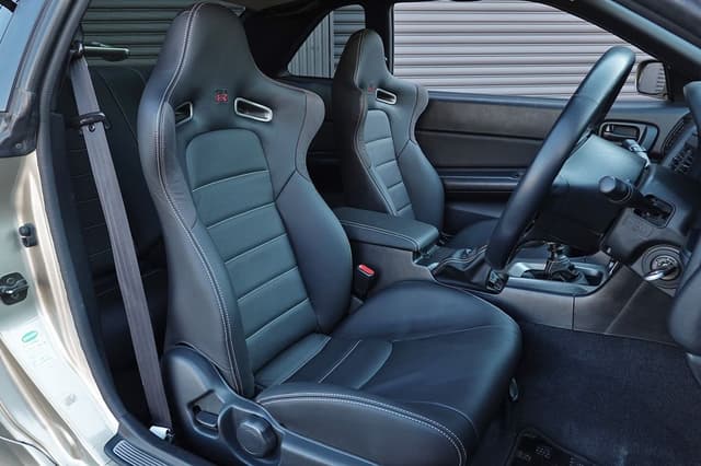 2002 Nissan Skyline JDM car for sale — photo 8 of 25