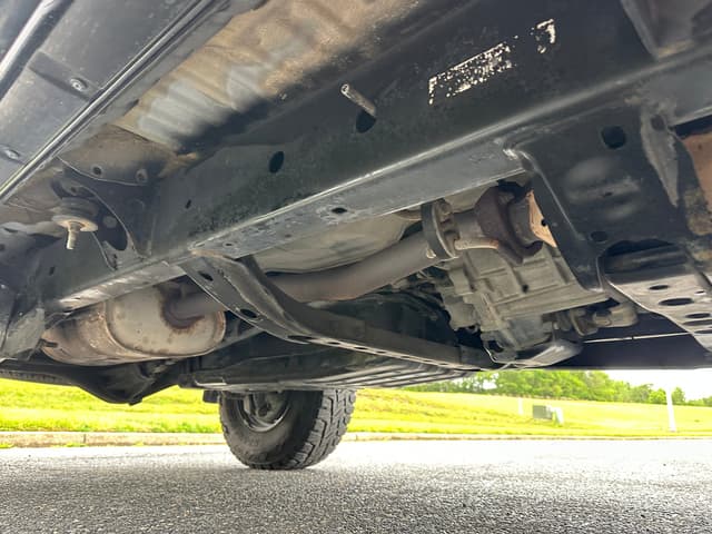 1998 Toyota Hilux Surf JDM car for sale — photo 17 of 20
