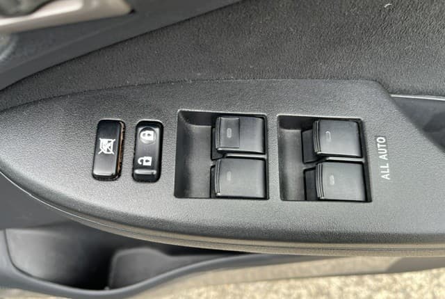 2009 Toyota Corolla JDM car for sale — photo 17 of 25