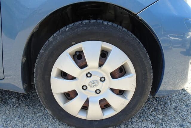 2008 Toyota Vitz JDM car for sale — photo 12 of 25