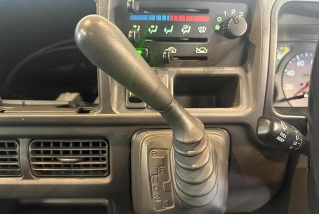 2004 Subaru Sambar JDM car for sale — photo 4 of 20