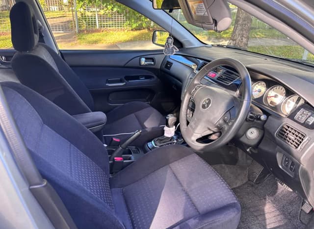 2002 Mitsubishi Lancer Evolution JDM car for sale — photo 7 of 10