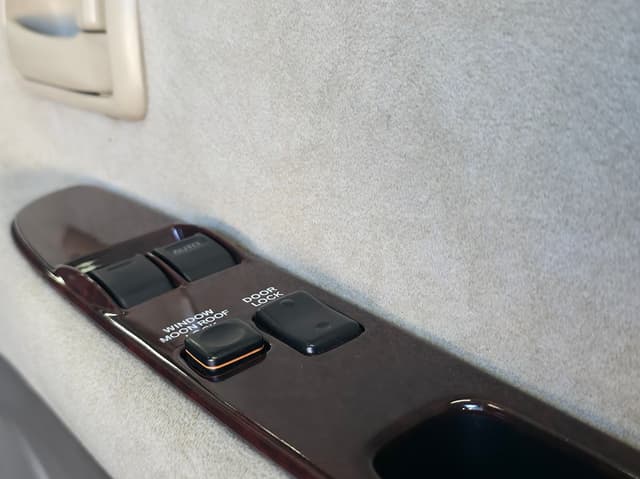 2000 Toyota Grand Hiace JDM car for sale — photo 25 of 25