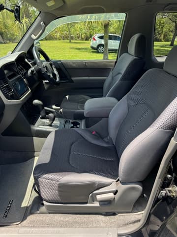 1999 Mitsubishi Pajero JDM car for sale — photo 15 of 25