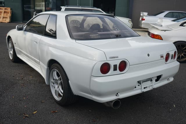 1994 Nissan Skyline JDM car for sale — photo 11 of 25