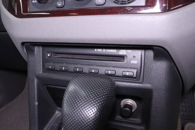 2000 Mitsubishi Pajero JDM car for sale — photo 14 of 25