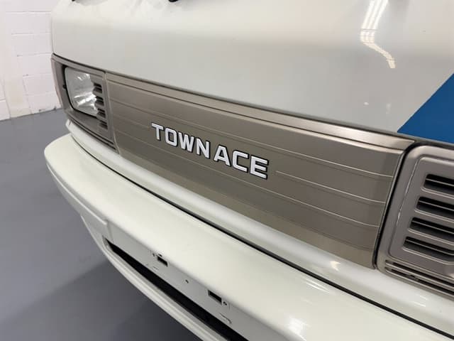 1989 Toyota Townace JDM car for sale — photo 23 of 25