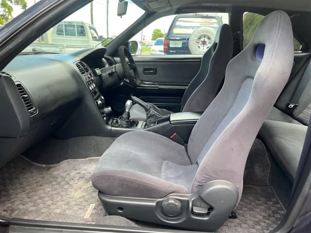 1995 Nissan Skyline JDM car for sale — photo 13 of 17
