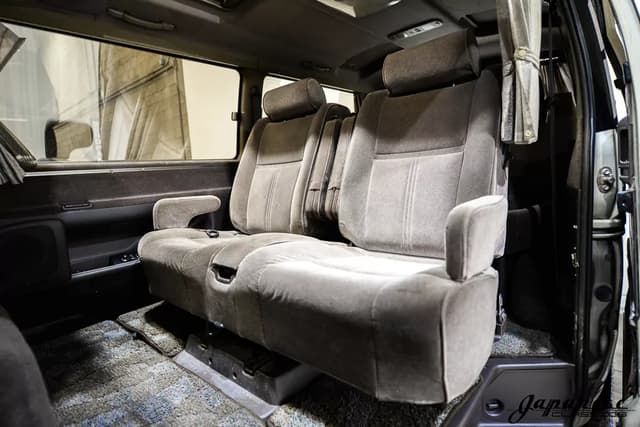 1997 Toyota HiAce JDM car for sale — photo 19 of 25