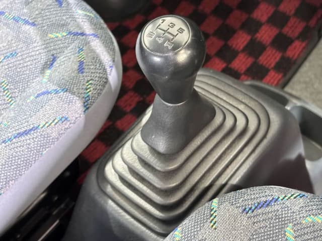 2001 Honda Vamos JDM car for sale — photo 19 of 25