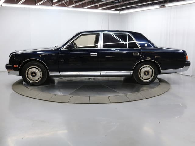 1997 Toyota Century JDM car for sale — photo 4 of 25