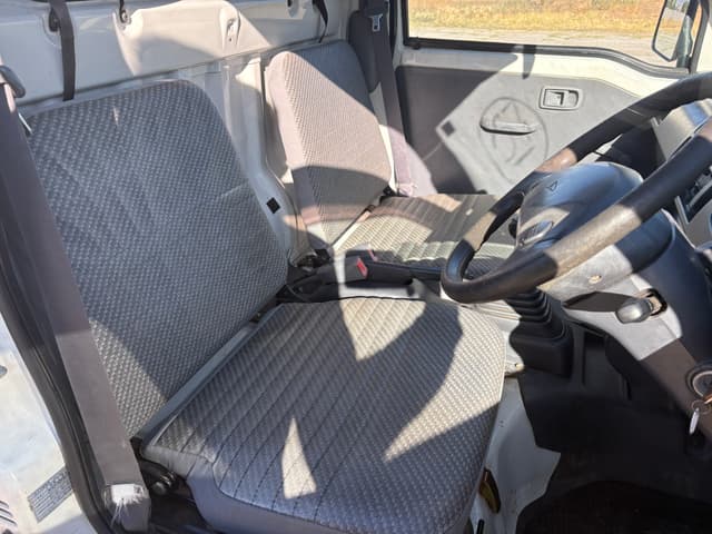 2000 Daihatsu Hijet JDM car for sale — photo 18 of 25
