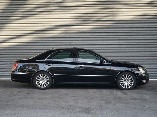 2007 Toyota Crown JDM car for sale — photo 7 of 20