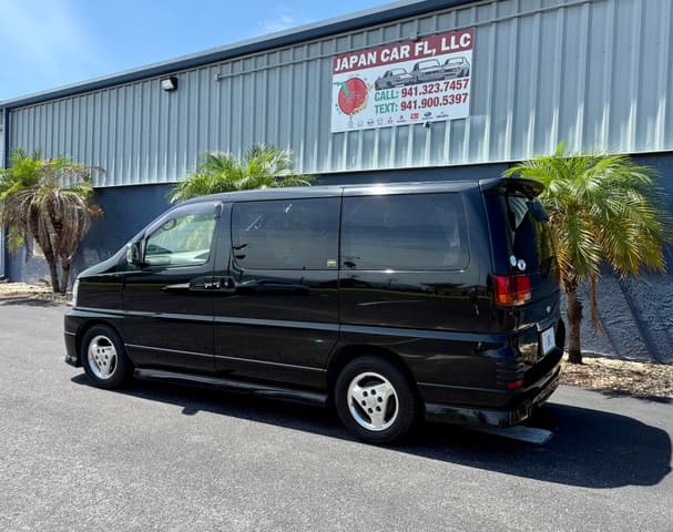 1999 Nissan Elgrand JDM car for sale — photo 5 of 25